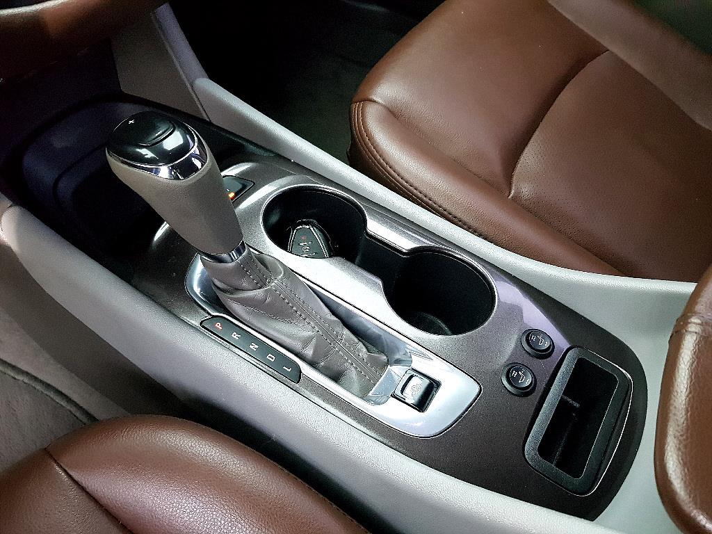 Chevrolet Malibu 2017 Blanco - Importación desde Corea - HF Imports Iquique - Foto 14