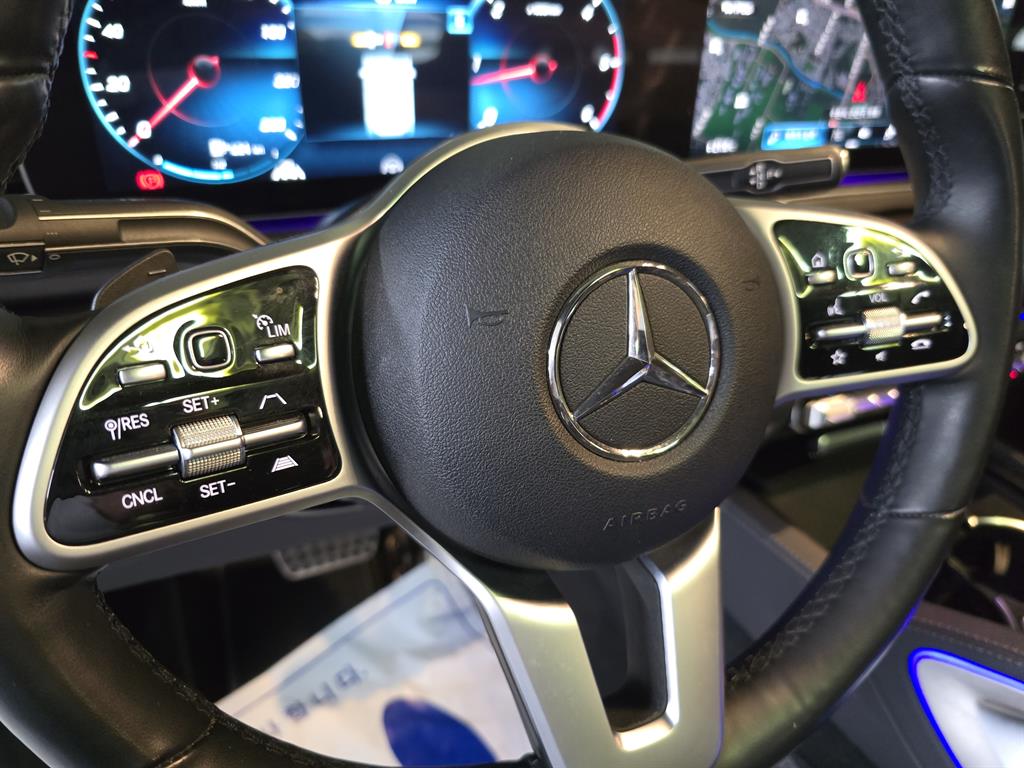 Mercedes Benz GLE Class - Vista 10