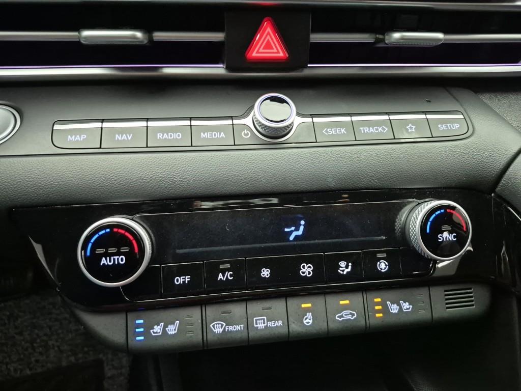 HYUNDAI Avante - Vista 10