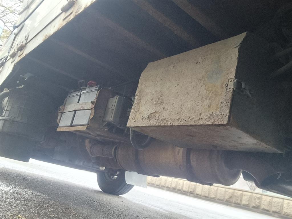 medium and large cargo truck 2011 Blanco - Importación desde Corea - HF Imports Iquique - Foto 19