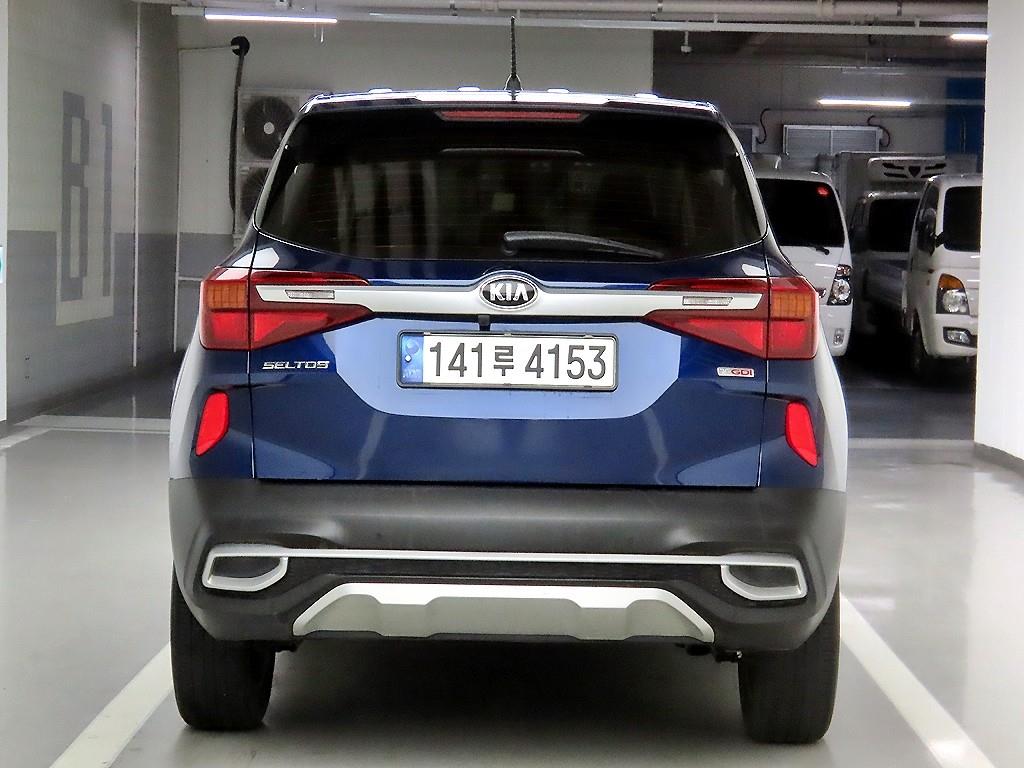 KIA Seltos - Vista 3
