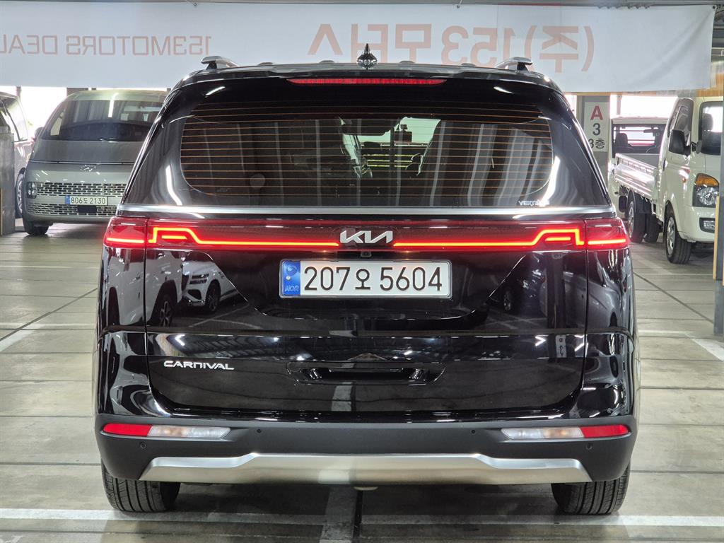 KIA Carnival - Vista 3