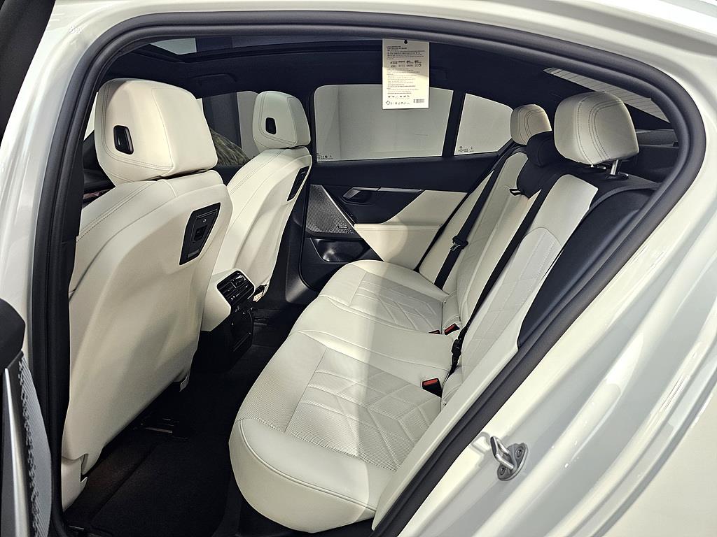 BMW 5 Series - Vista 9