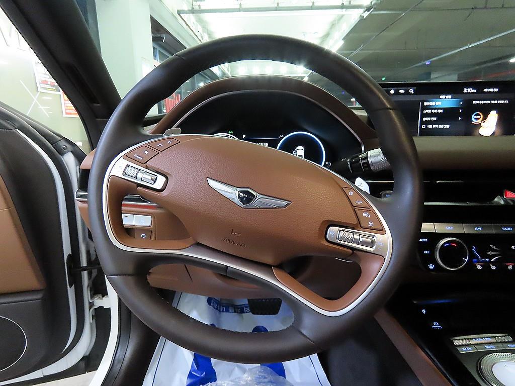 Genesis G80 - Vista 8