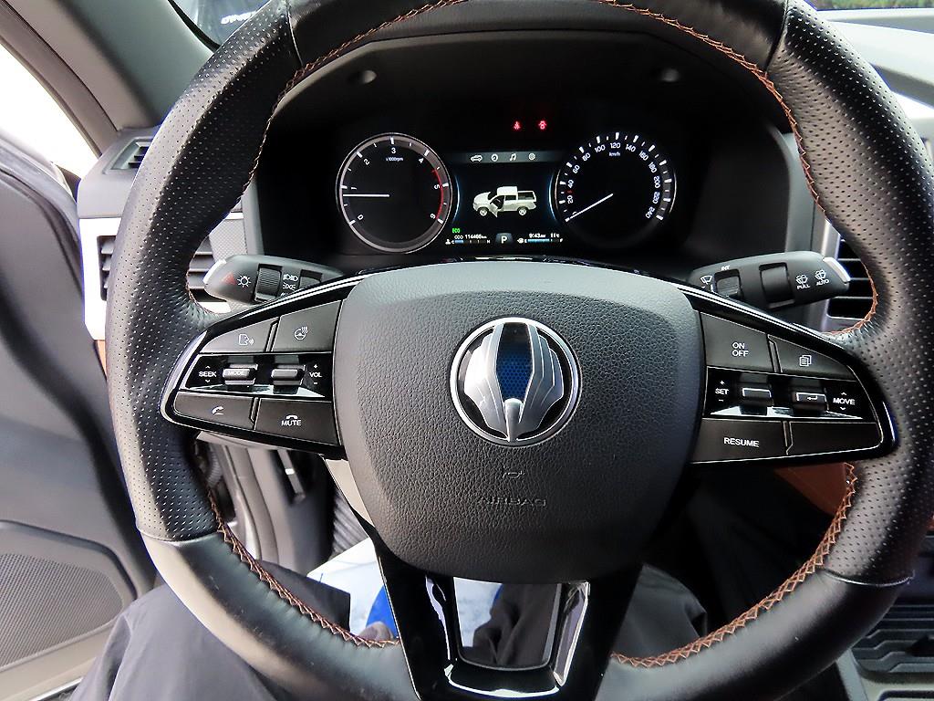 Ssangyong Rexton - Vista 8