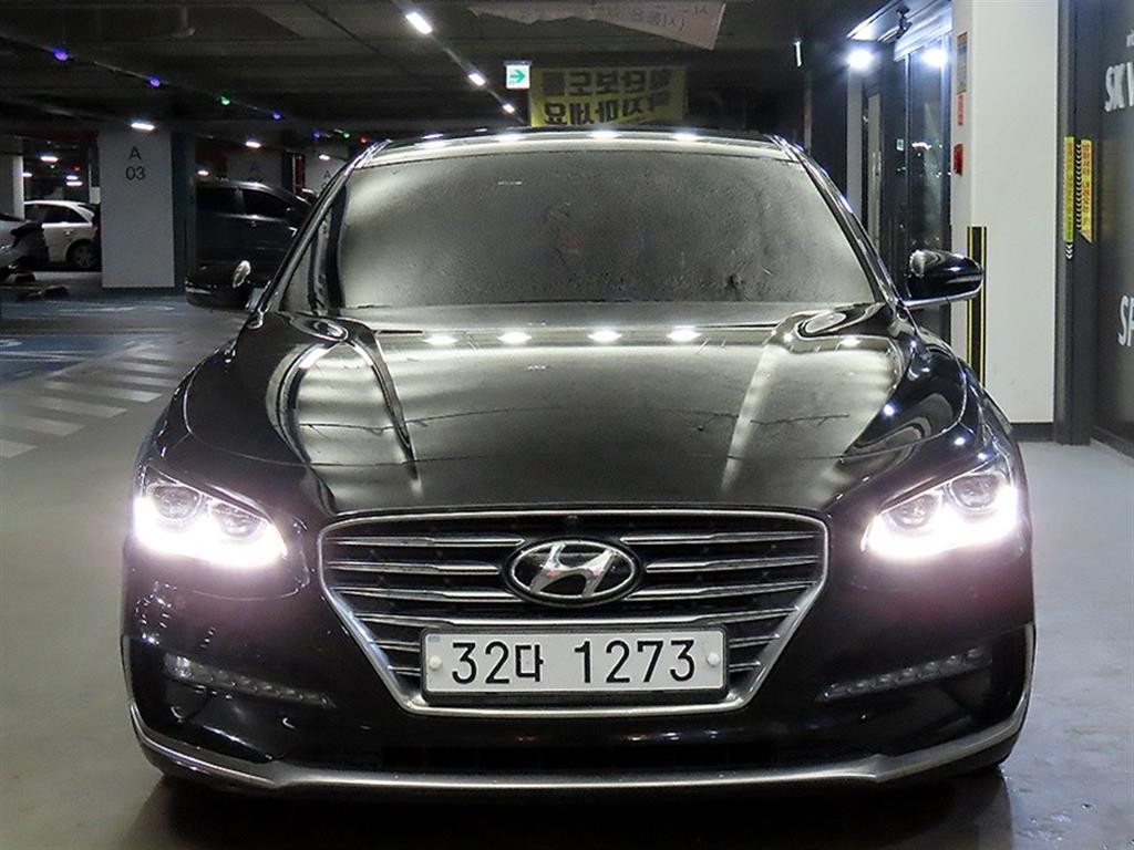 HYUNDAI Grandeur - Vista 2