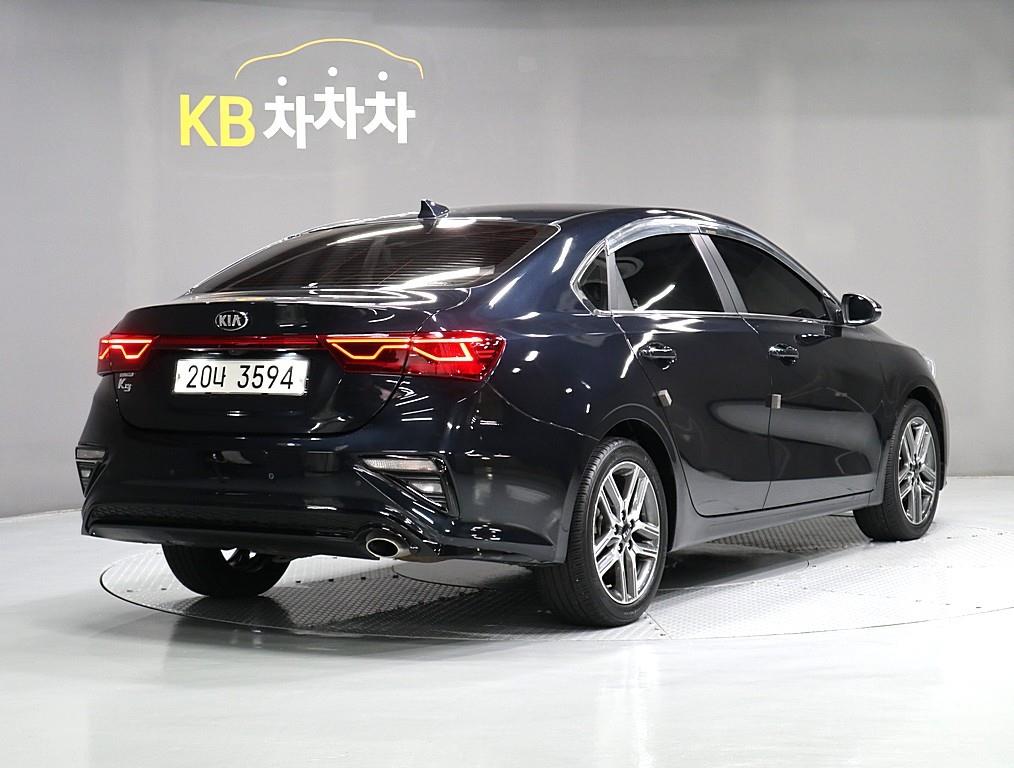 KIA K3 - Vista 3