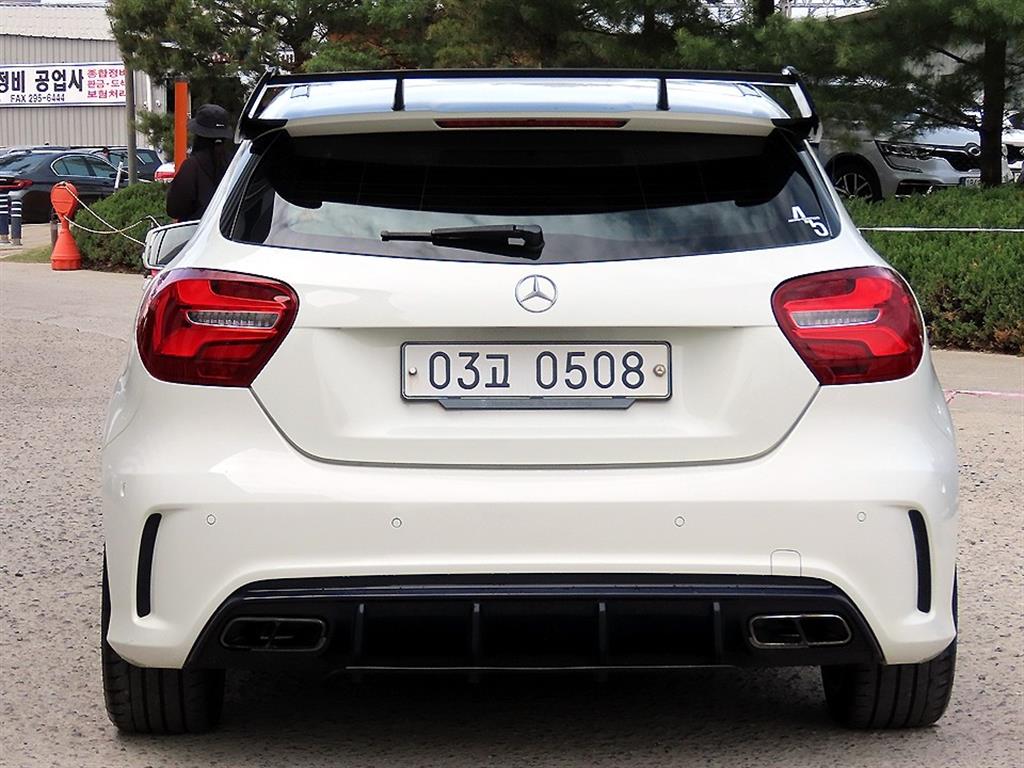 Mercedes Benz A Class - Vista 4