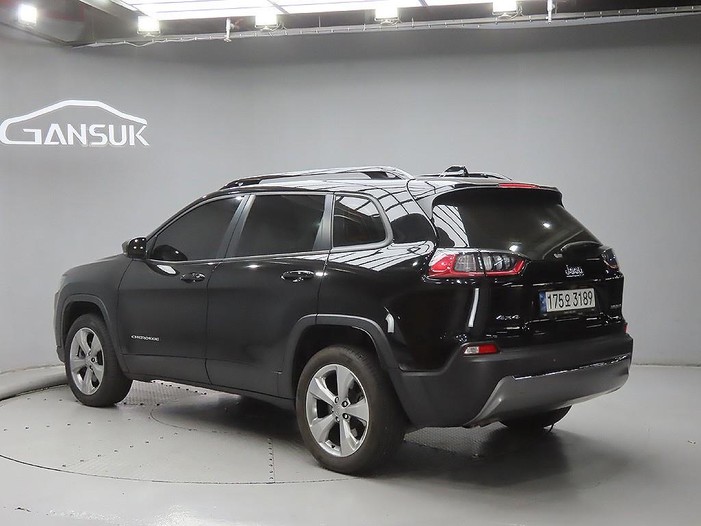 Jeep Cherokee - Vista 5