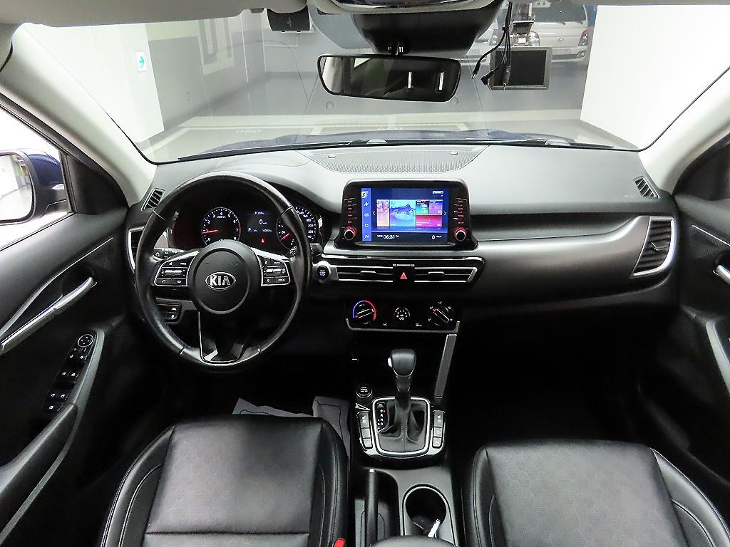 KIA Seltos - Vista 8