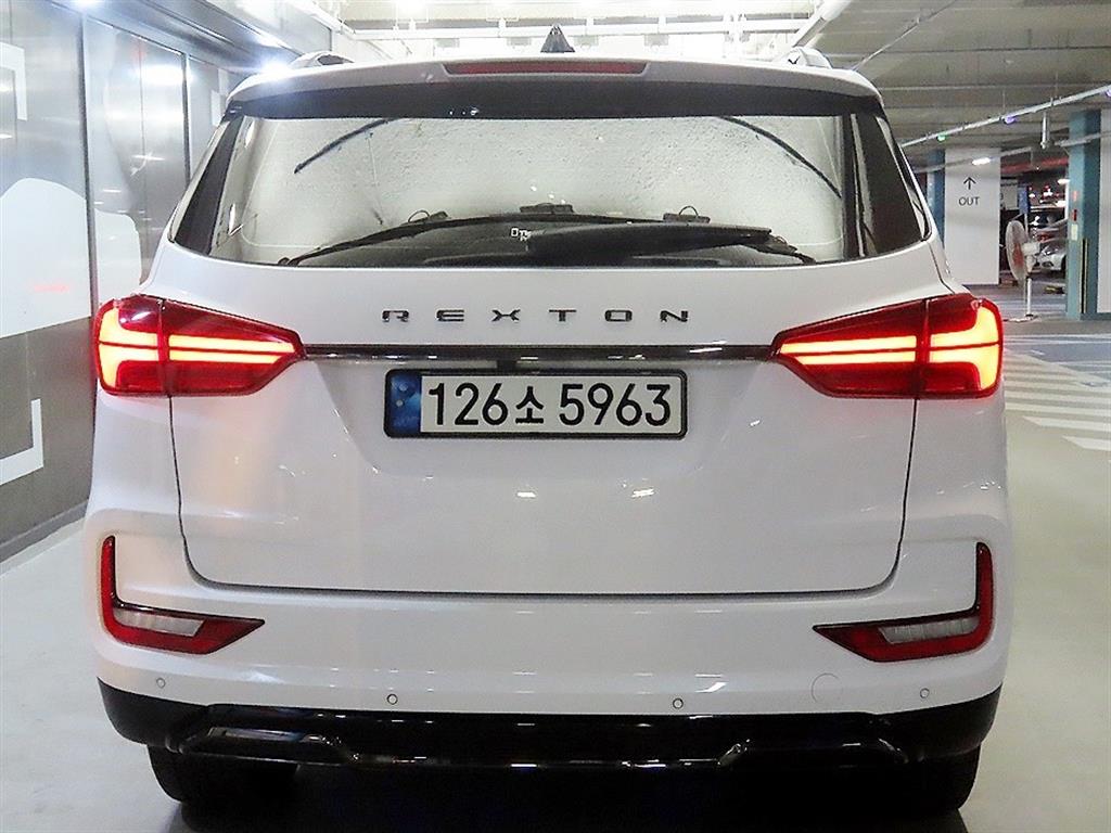 Ssangyong Rexton - Vista 5