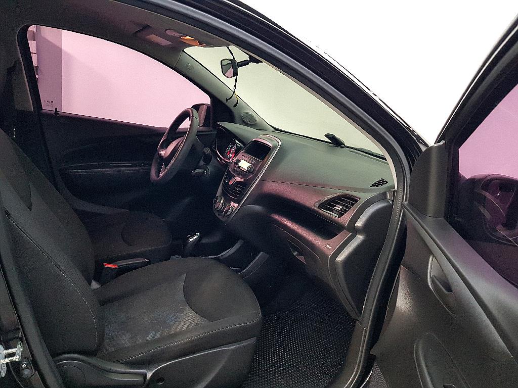 Chevrolet Spark 2017 Negro - Importación desde Corea - HF Imports Iquique - Foto 17