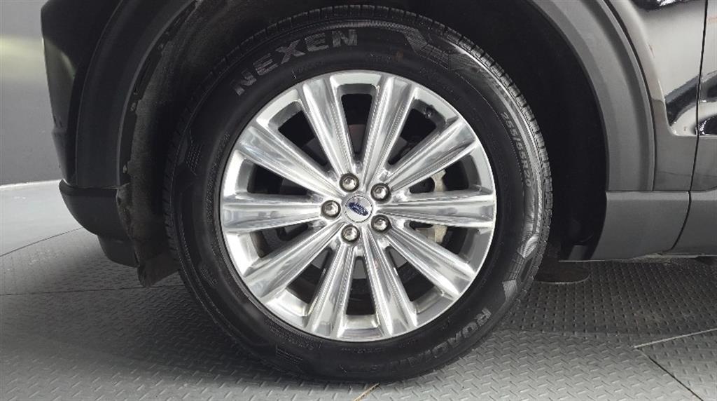 Ford Explorer - Vista 6