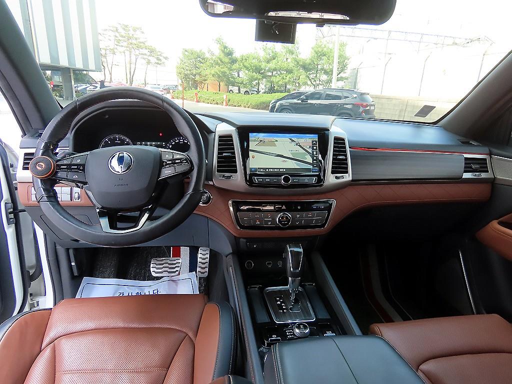 Ssangyong Rexton - Vista 7