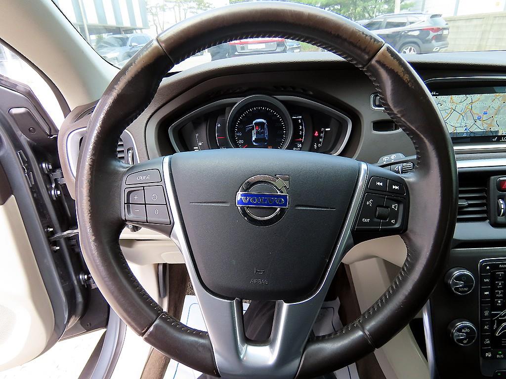 Volvo V40 - Vista 8