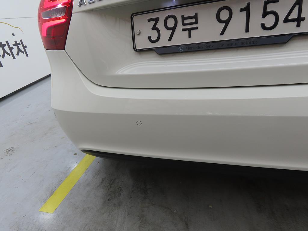 Mercedes Benz A Class 2018 Blanco - Importación desde Corea - HF Imports Iquique - Foto 18