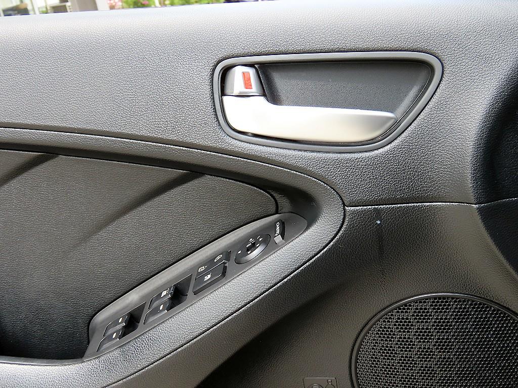 KIA K3 - Vista 11