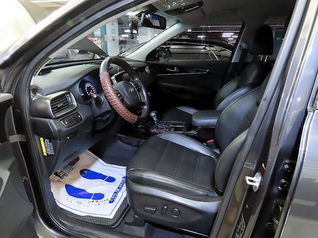 KIA Sorento - Vista 6