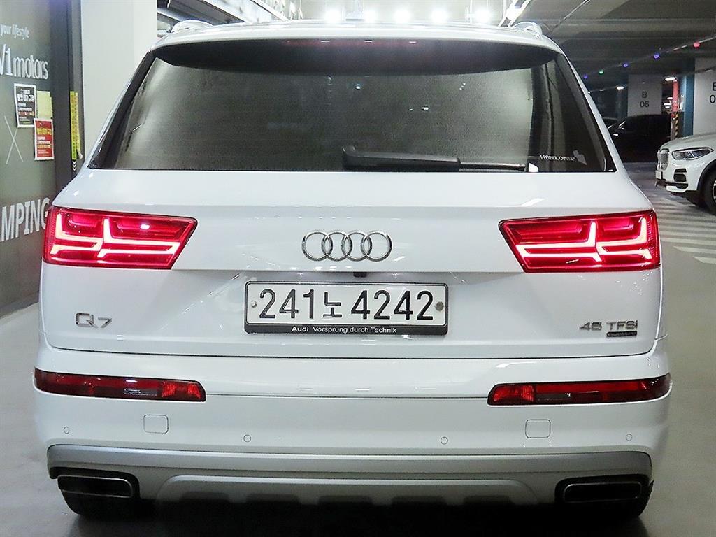 Audi Q7 - Vista 5