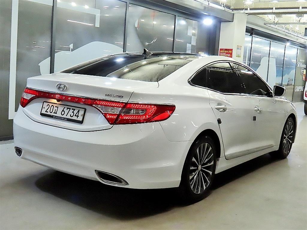 HYUNDAI Grandeur - Vista 4