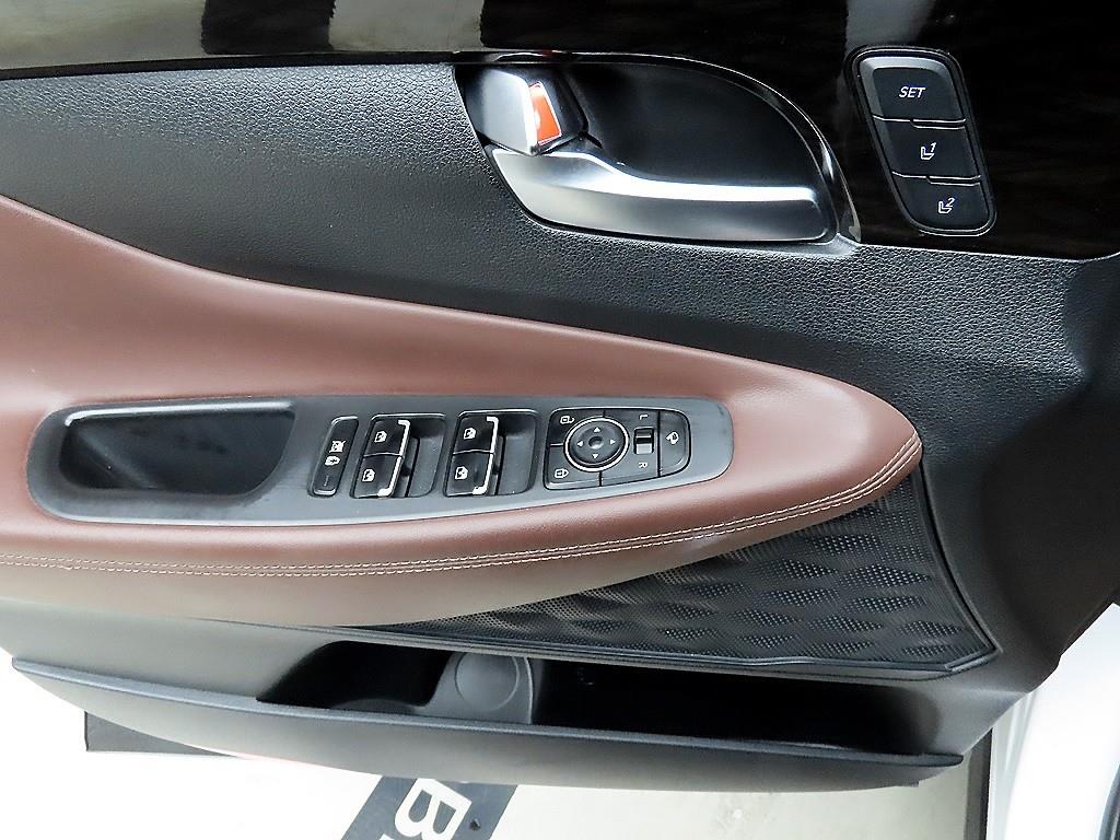 HYUNDAI Santa Fe - Vista 11