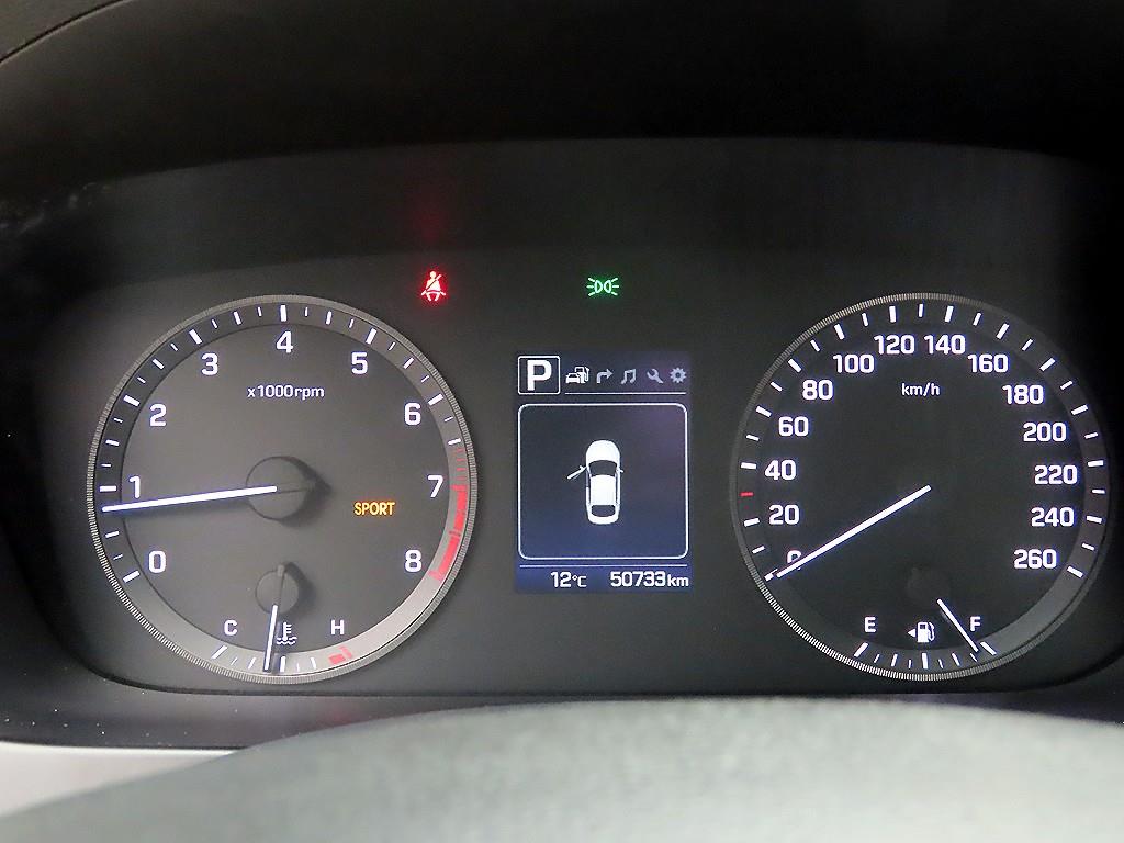 HYUNDAI Sonata - Vista 8