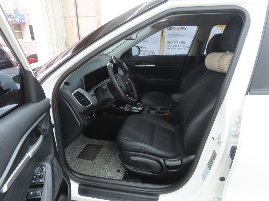 KIA Seltos - Vista 5
