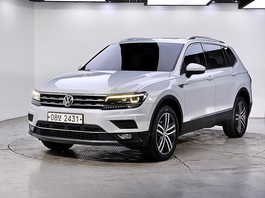 Volkswagen Tiguan 2018 Blanco - Importación desde Corea - HF Imports Iquique - Foto 1