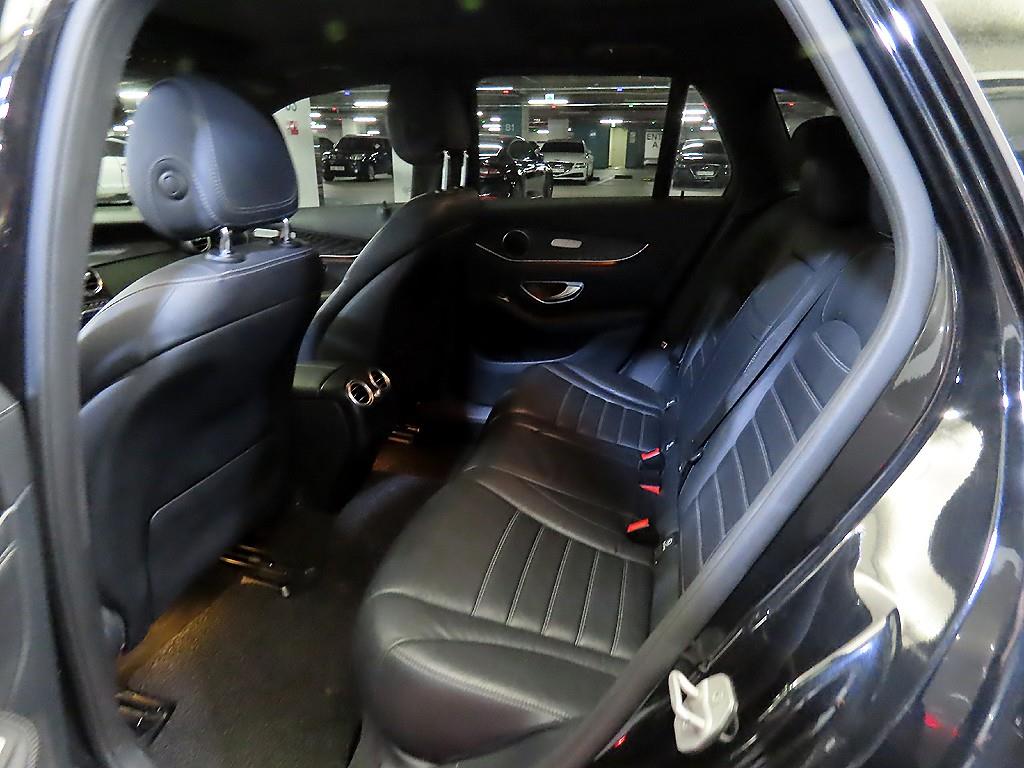 Mercedes Benz GLC Class - Vista 7