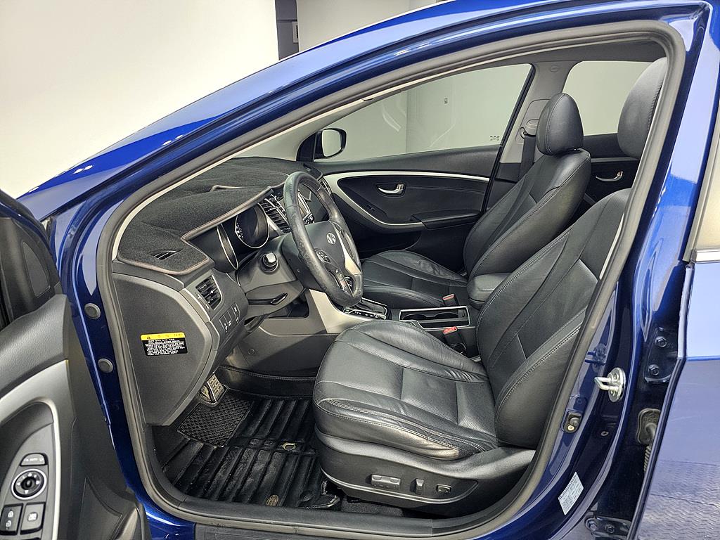 HYUNDAI i30 - Vista 8