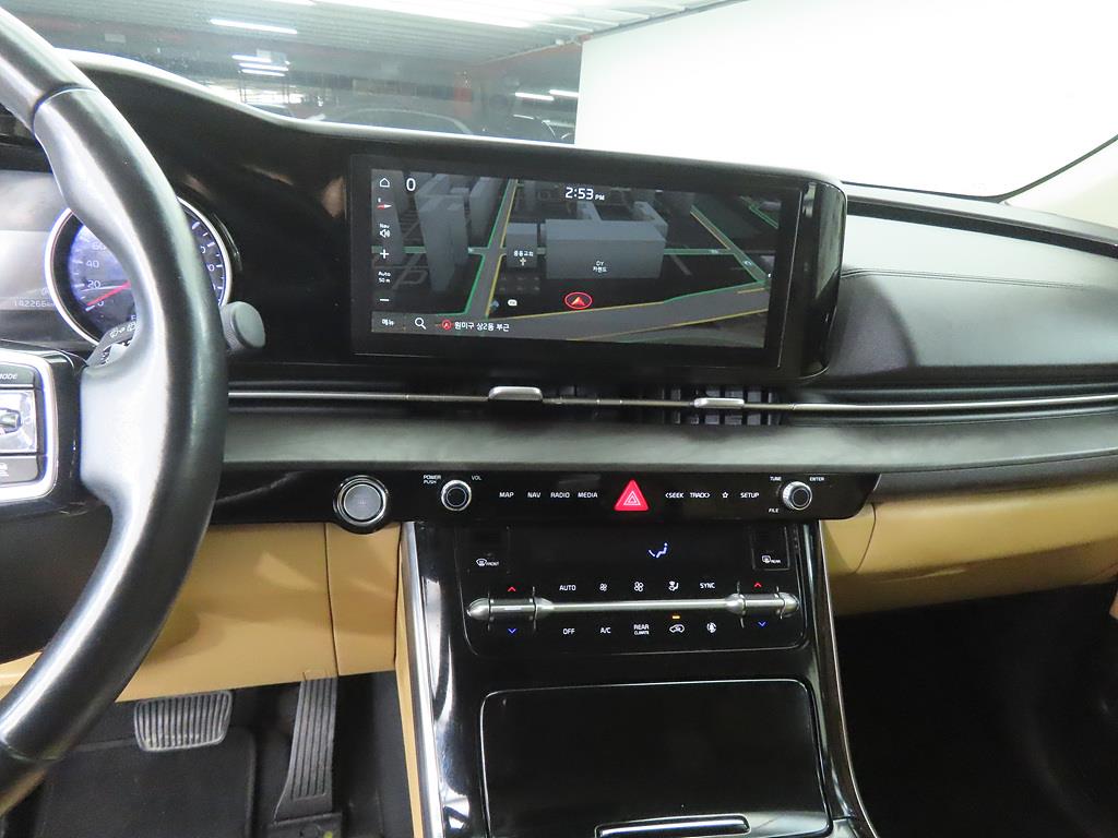 KIA Carnival - Vista 10