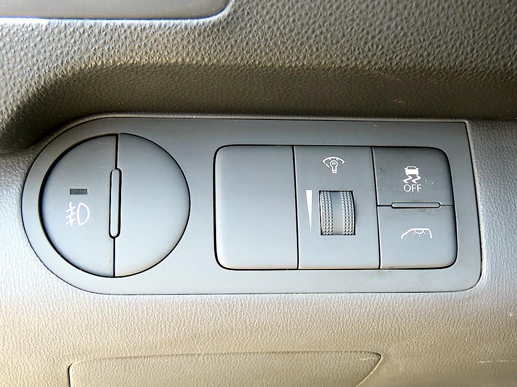 HYUNDAI Starex 2015 Gris - Importación desde Corea - HF Imports Iquique - Foto 15