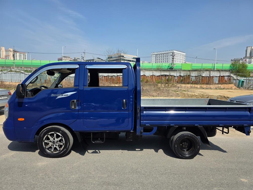 Small Truck Cargo (small) - Vista 2