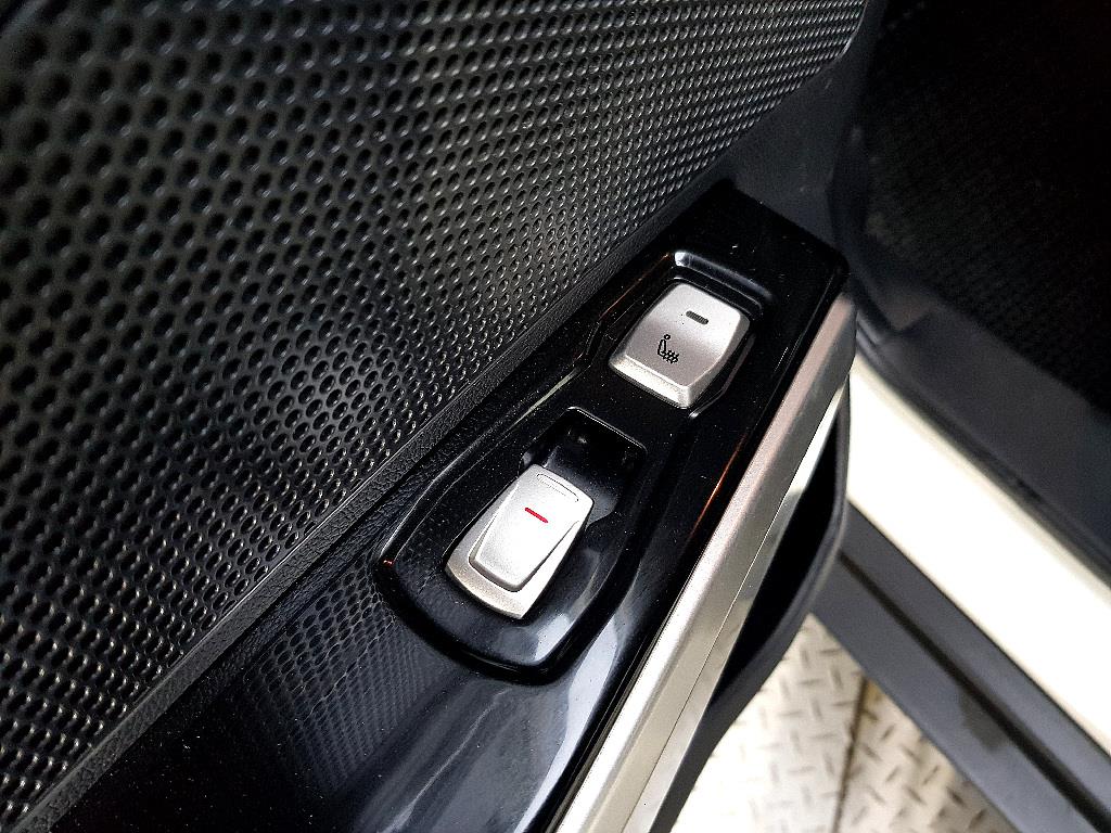 Ssangyong Tivoli 2015 Blanco - Importación desde Corea - HF Imports Iquique - Foto 14