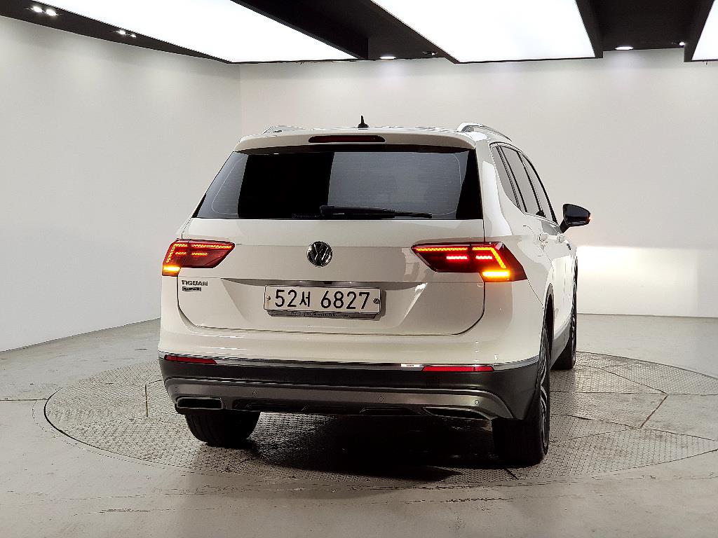 Volkswagen Tiguan - Vista 3