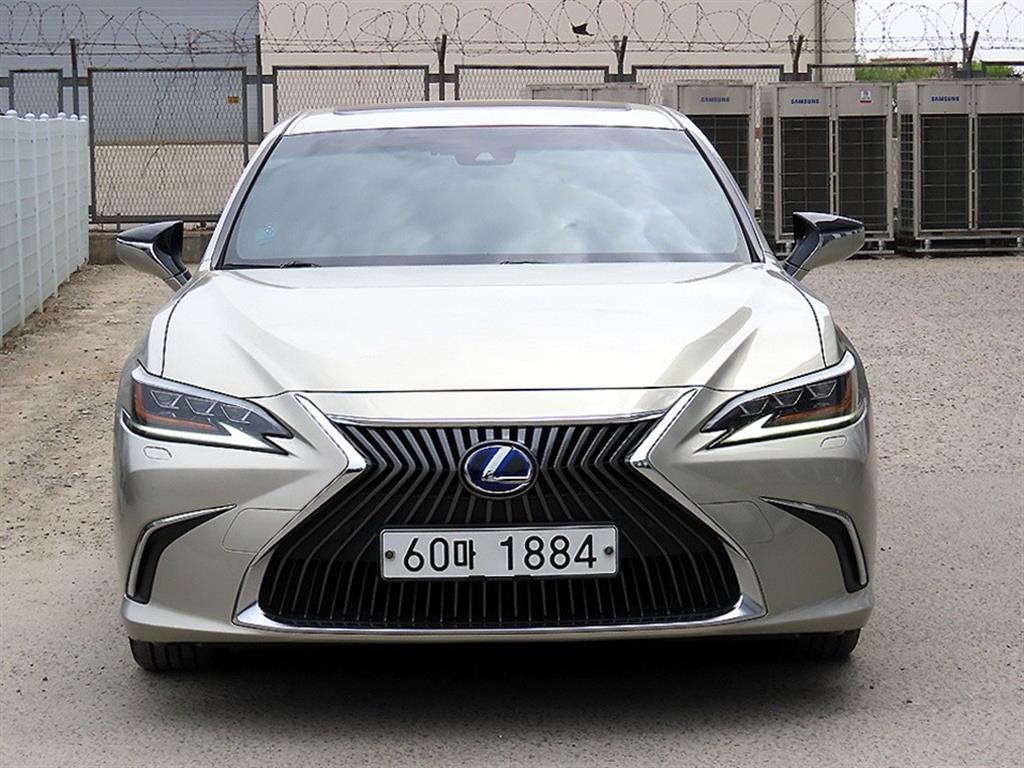 Lexus ES 2019 Gris - Importación desde Corea - HF Imports Iquique - Foto 1
