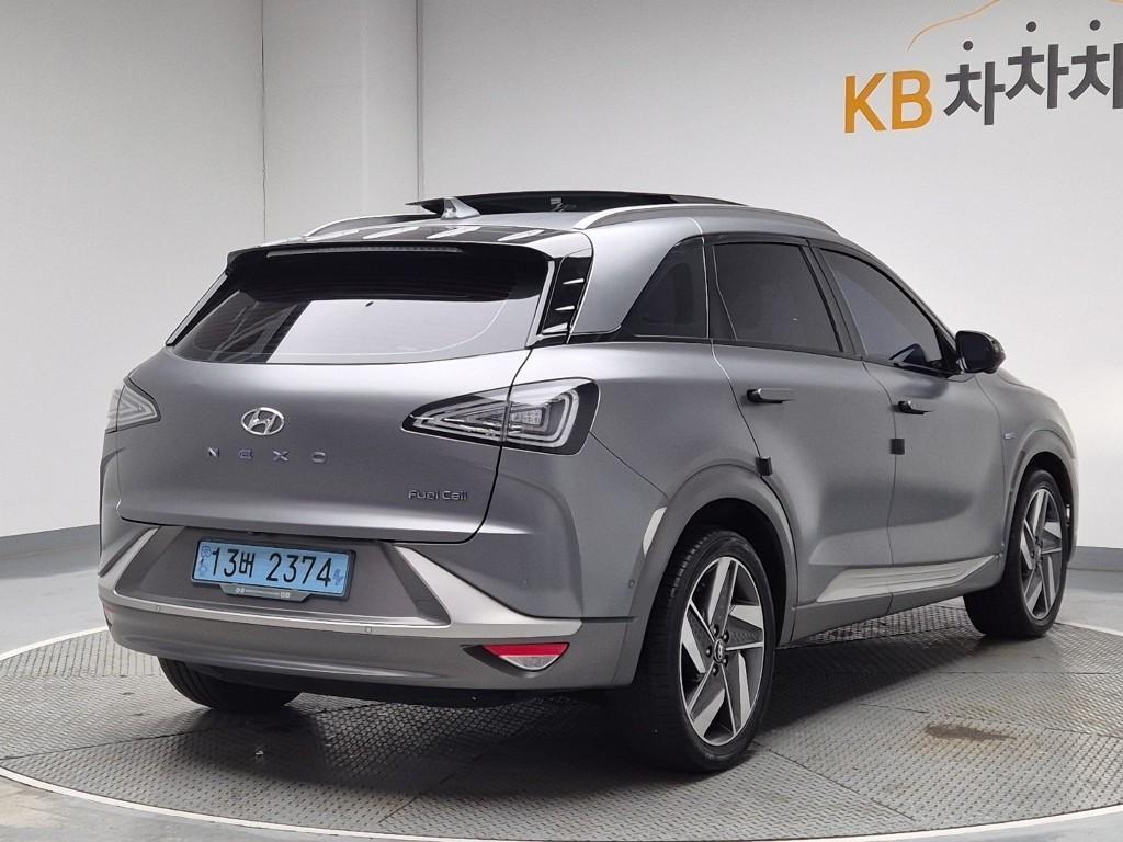 HYUNDAI Nexo - Vista 3
