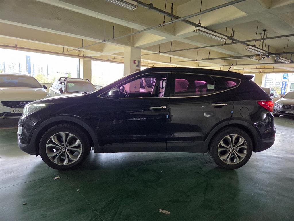 HYUNDAI Santa Fe - Vista 3