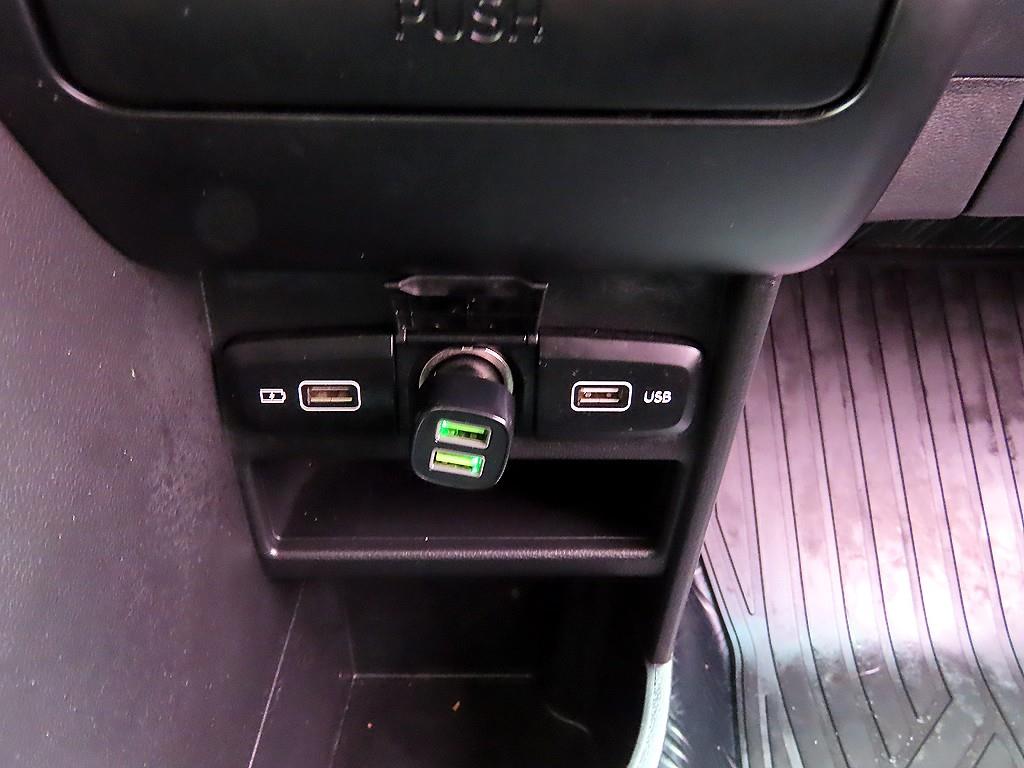 HYUNDAI Staria 2022 Negro - Importación desde Corea - HF Imports Iquique - Foto 15