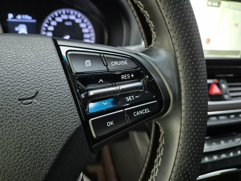 HYUNDAI Grandeur - Vista 11