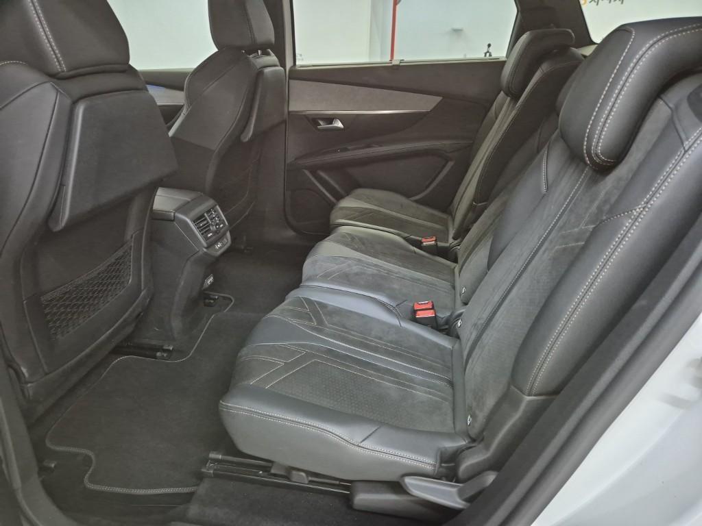 Peugeot 5008 - Vista 12