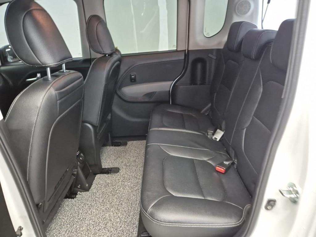 KIA Ray - Vista 12