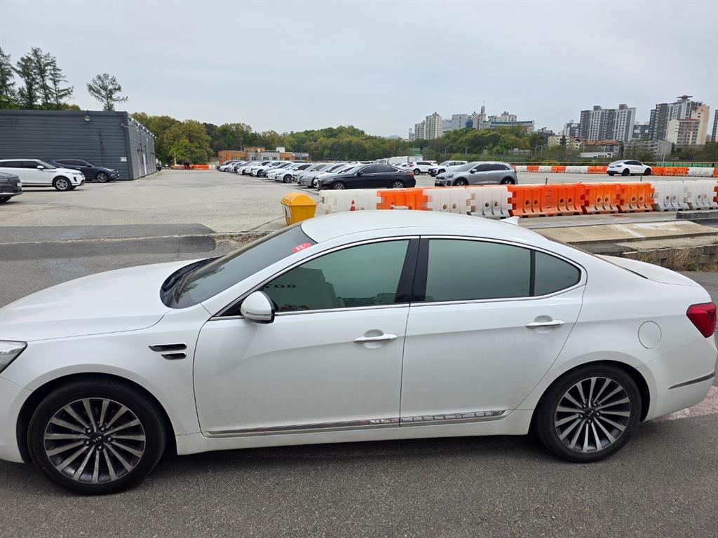 KIA K7 - Vista 4