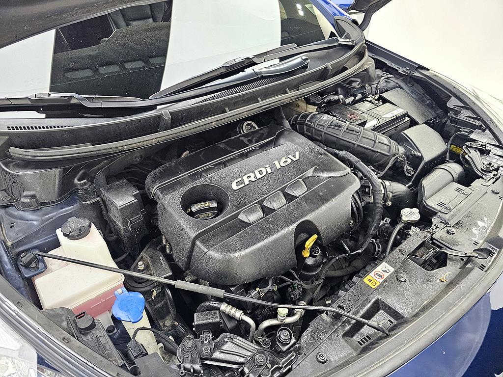 HYUNDAI i30 - Vista 6