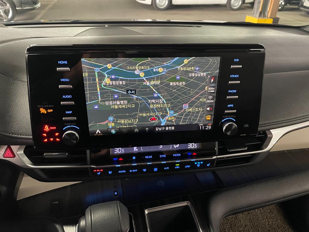 Toyota Siena - Vista 8