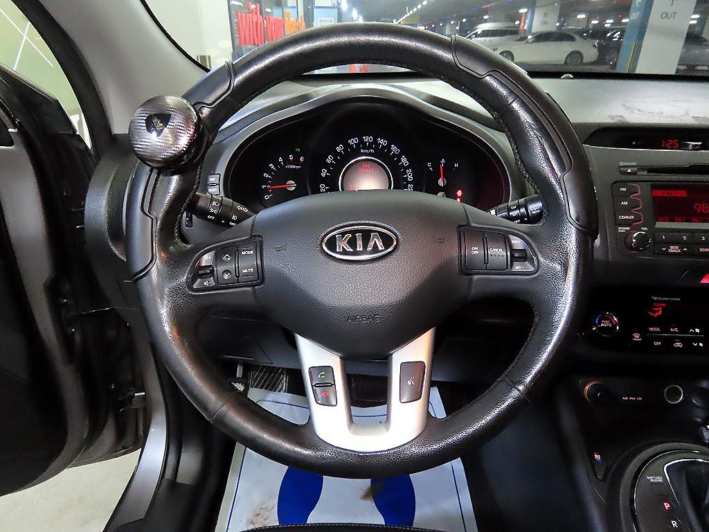 KIA Sportage - Vista 8