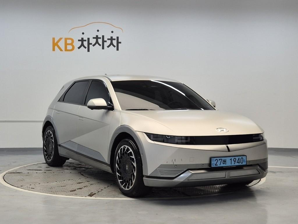 HYUNDAI Ioniq 5 - Vista 4