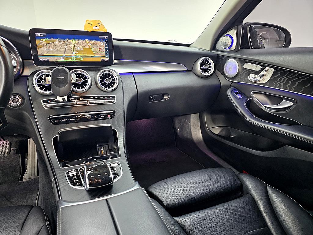 Mercedes Benz C Class - Vista 10
