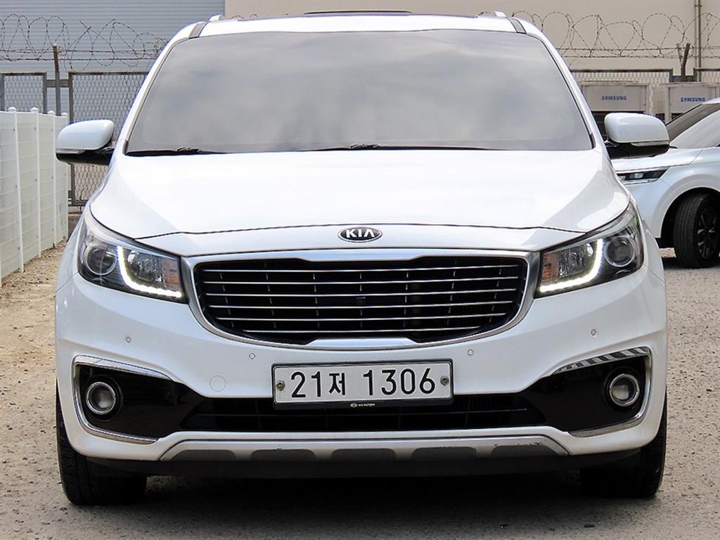 KIA Carnival 2018 - Importación desde Corea - HF Imports Iquique - Foto 1
