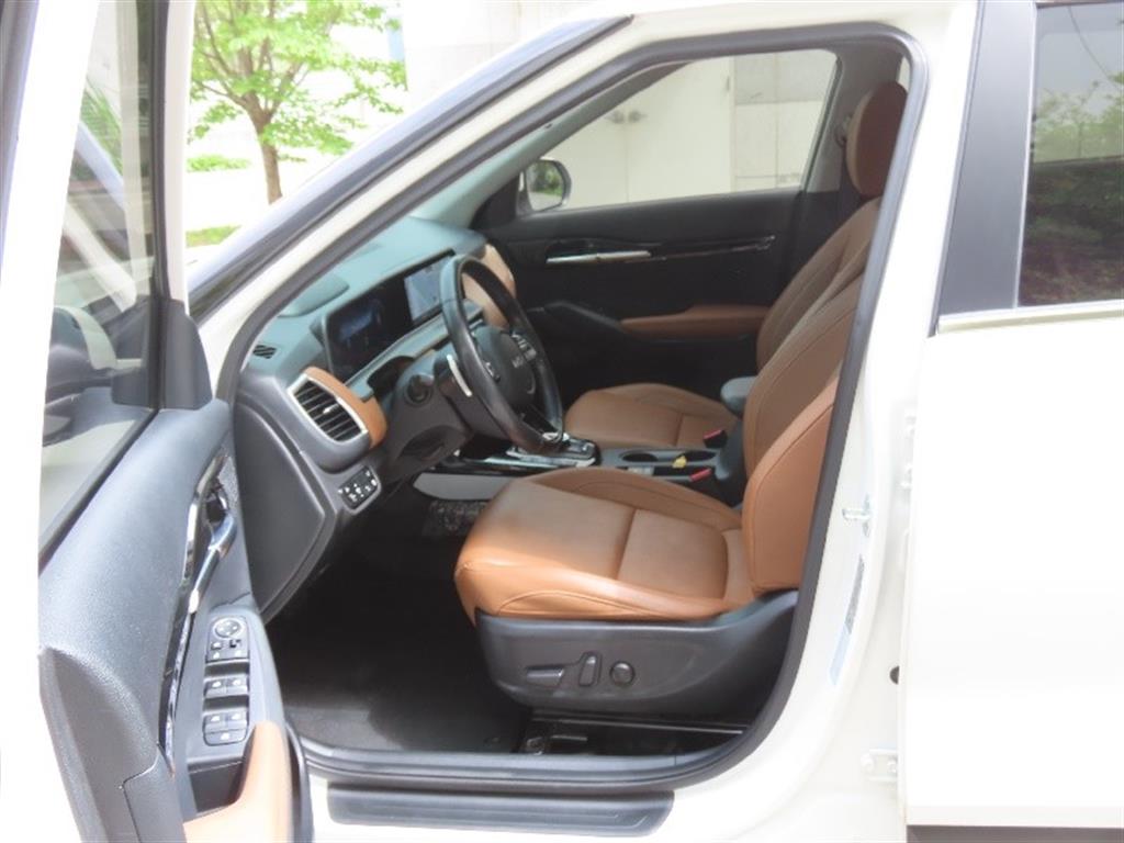KIA Seltos 2023 - Importación desde Corea - HF Imports Iquique - Foto 13